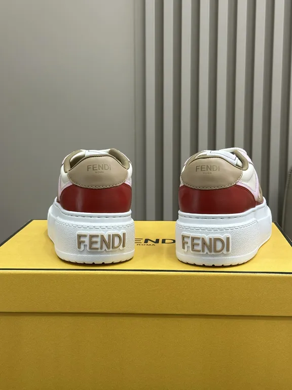 Fendi Shoe 